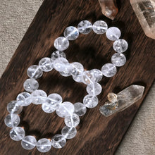 Load image into Gallery viewer, Soul&#39;s Restorative Pulse Clear Quartz Bracelet