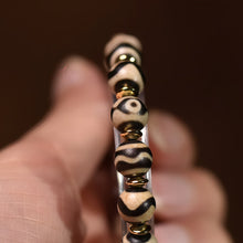 Load image into Gallery viewer, Prosperity Essence Dzi Bead Handmade Bracelet