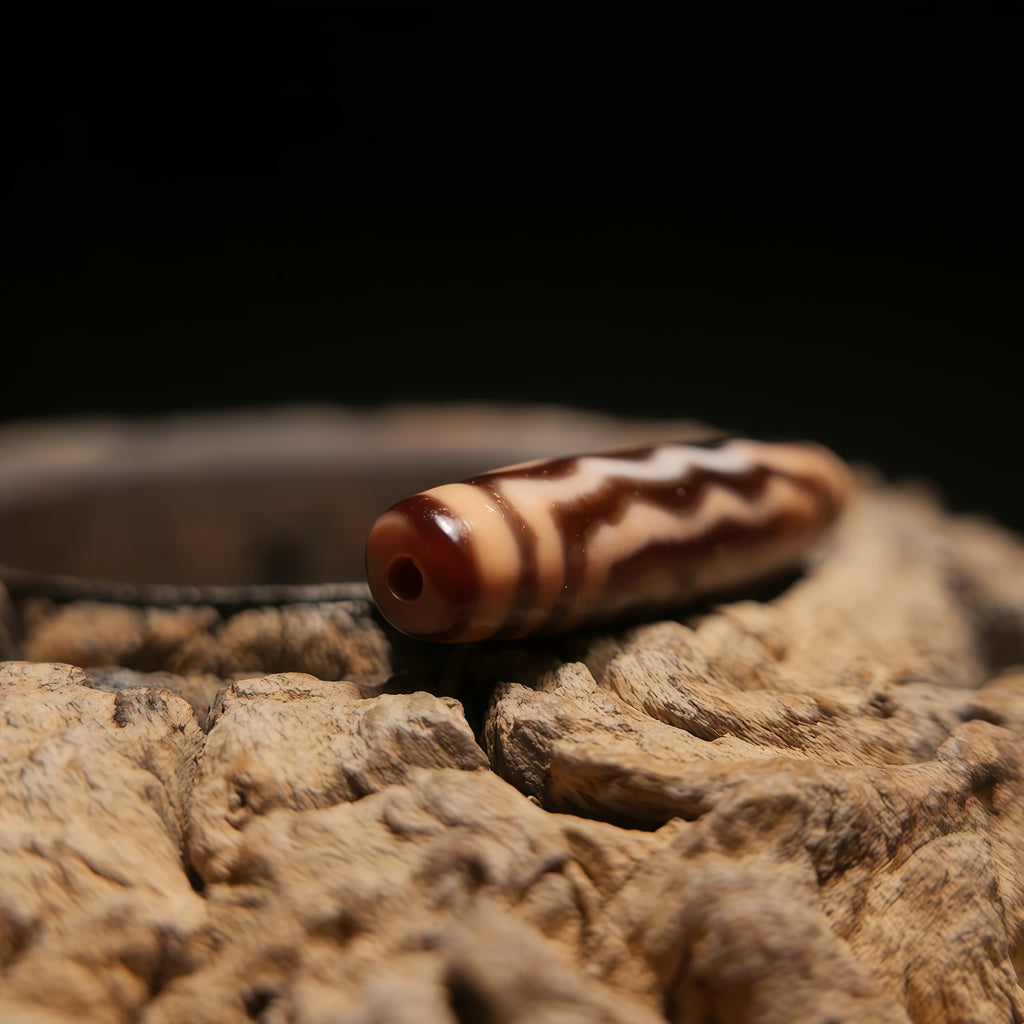 Wealth Magnet Seven-Eye Dzi Pendant