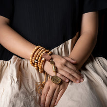 Load image into Gallery viewer, Tibetan Prosperity Mala Necklace